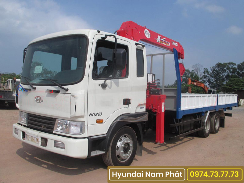 Xe Tải Hyundai HD210 Gắn Cẩu Unic 5 Tấn 4 Khúc URV 554